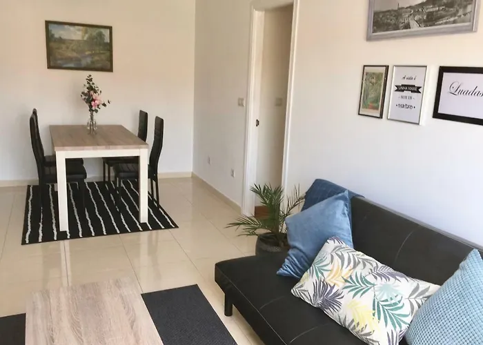 Atico Luadas 아파트